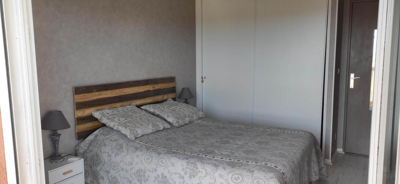 Appartement Lumineux Vue Mer Фрежюс Экстерьер фото